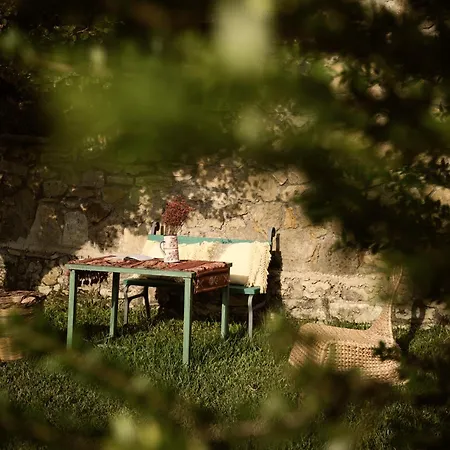 Phi Simple Living Quarters Akrotiri (Zakynthos)