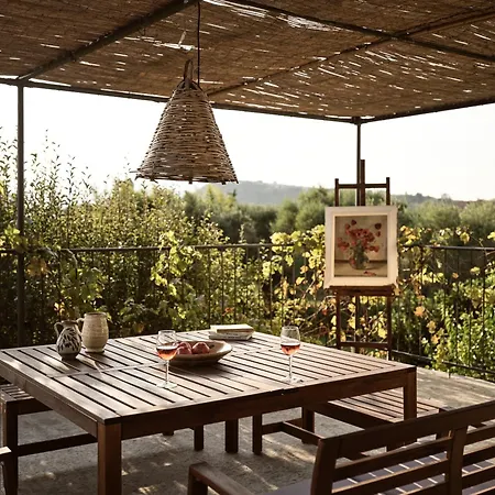 Phi Simple Living Quarters Akrotiri (Zakynthos)